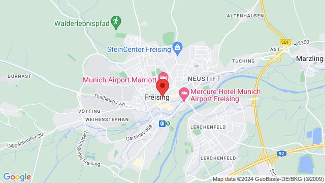 Map of the area around La Cueva Restaurant & Tapas Bar, Marienpl. 2, 85354 Freising, Germany