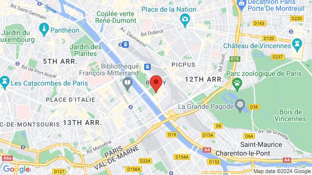 Map of the area around 22 Rue François Truffaut,Paris, France, Paris, IL, FR